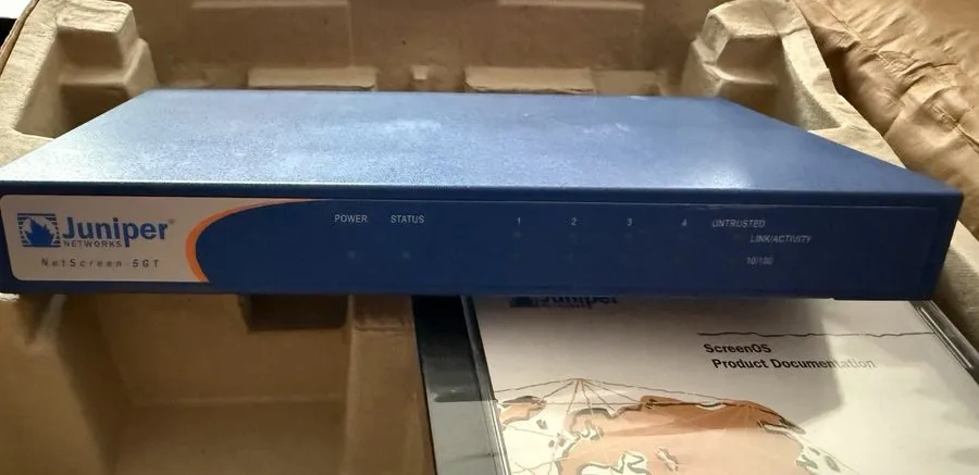 Межсетевой экран Juniper Networks NetScreen-5GT Firewall/VPN ScreenOS NS-5GT-001