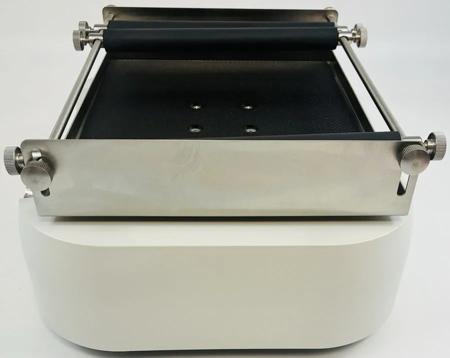 Шейкер Southwest Science SBT300 Digital Orbital Shaker Orbit Lab 50 300RPM Timer — фото лота 2