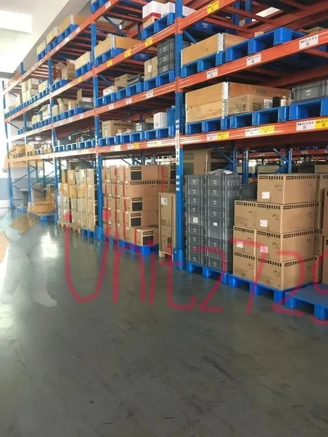 Контактор Schneider Electric LC1D25F7 TeSys D Power Contactor 25A, 110V AC