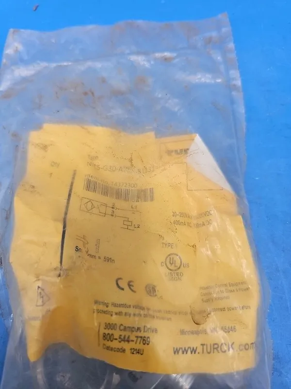 Датчик приближения TURCK NI15-G30-AZ3X-B1131 Inductive Proximity Sensor