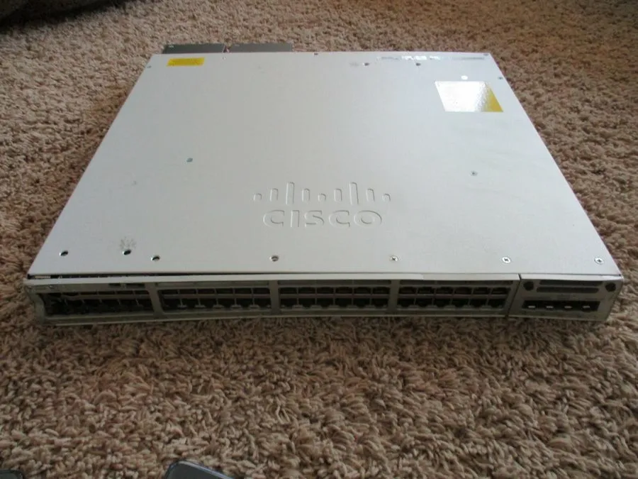 Коммутатор CISCO C9300-48U-A V01 48 Port Network Switch