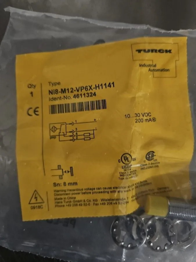 Датчик приближения TURCK Ni8-M12-VP6X-H1141 Proximity Switch Sensor