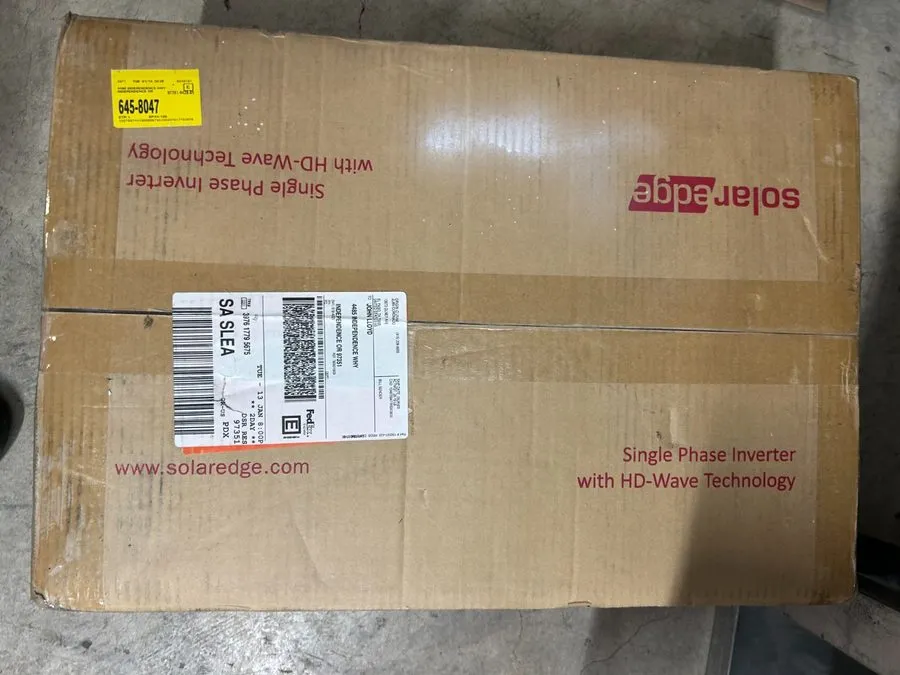 Инвертор SolarEdge 6.0kW HD-Wave Inverter SE6000H-US000BNU4