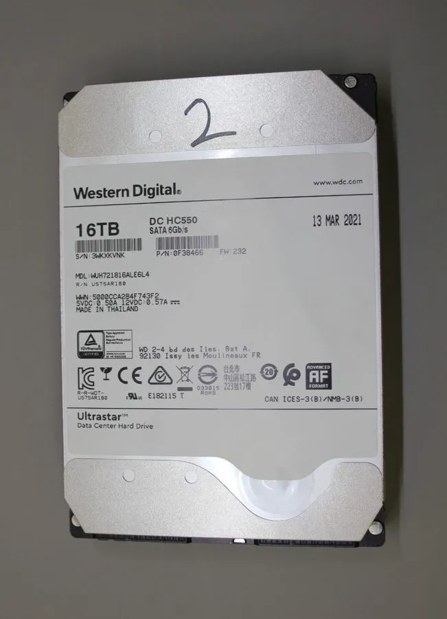Жёсткий диск WD WUH721816ALE6L4 16TB SATA Ultrastar DC HC550 3.5" LFF Hard Drive