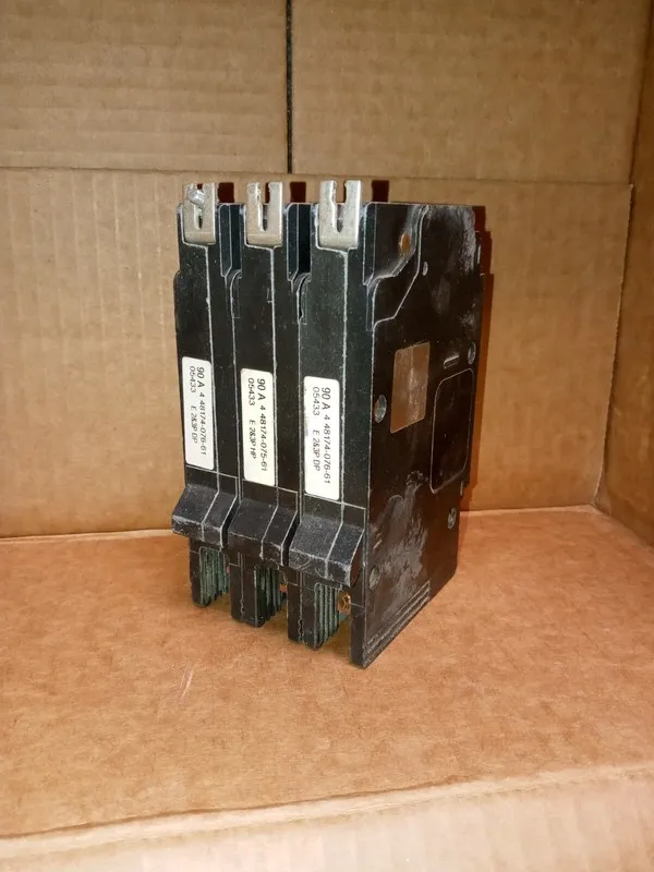 Автоматический выключатель Square D EGB EGB34090 3 Pole 90 Amp 480V Circuit Brea