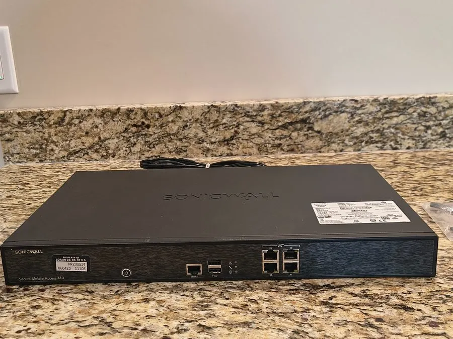 Межсетевой экран RARELY ! SonicWall SMA 410 Secure Mobile Access Appliance 1RK33
