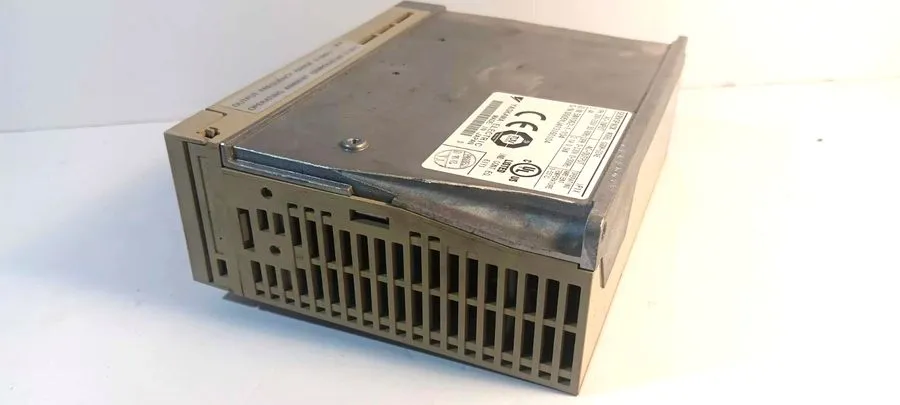 Сервопривод Yaskawa KCC-REM-Yec-SGDH02AE1-004 200V Servopack SGDH-02AE