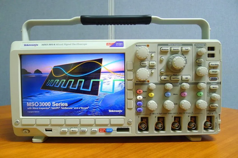 Осциллограф Tektronix MSO3014 Oscilloscope