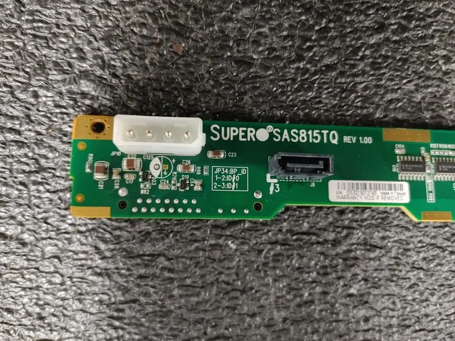 Бэкплейн SAS815TQ Supermicro 1U 4-Port 3.5" SAS Backplane