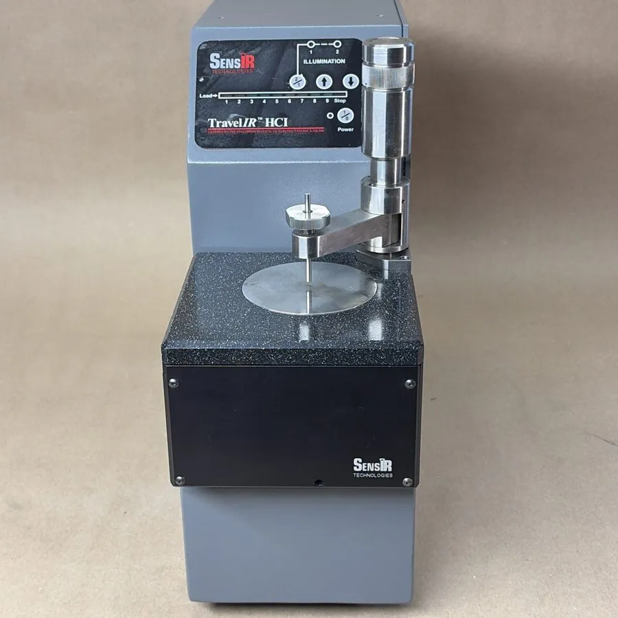 Спектрометр SensIR TravelIR HCI FTIR Chemical Identifier 022-1016 Infrared Spect