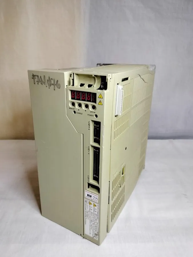 Сервопривод Yaskawa SGDH-50AE Servopack AC Drive 5kW 200-230V FAST
