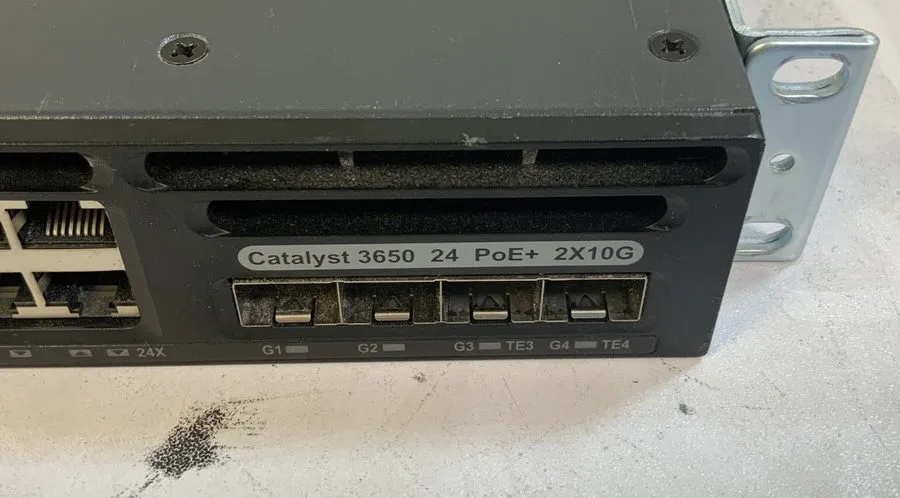 Коммутатор Cisco Catalyst 3650 24-Port PoE 2x 10G SFP+ Network Switch WS-C3650-2