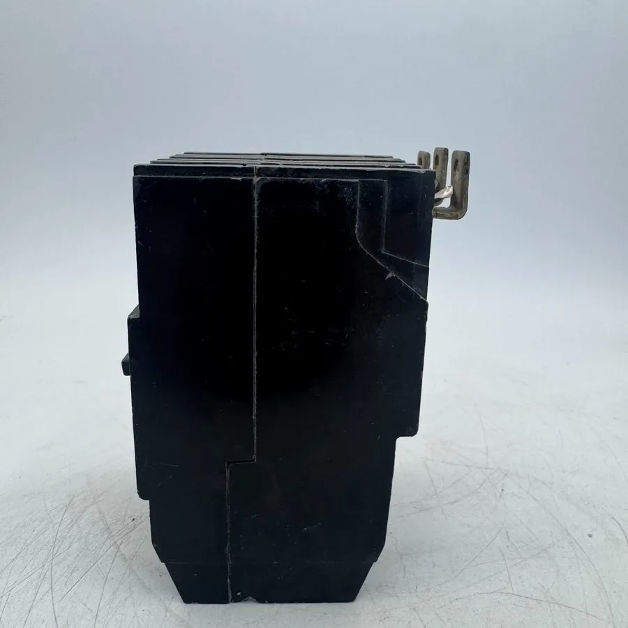Автоматический выключатель ABB / General Electric GE TEY370 3p 70a 480v Circuit  — фото лота 1