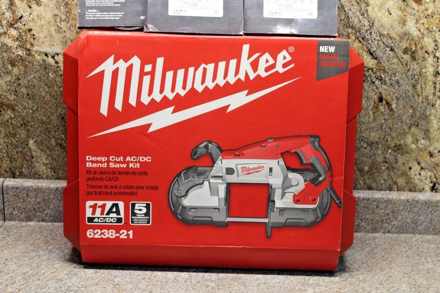 Оборудование ЧПУ Milwaukee 6238-21 120V AC/DC 11Amp Double Insulated Deep Cut Ba