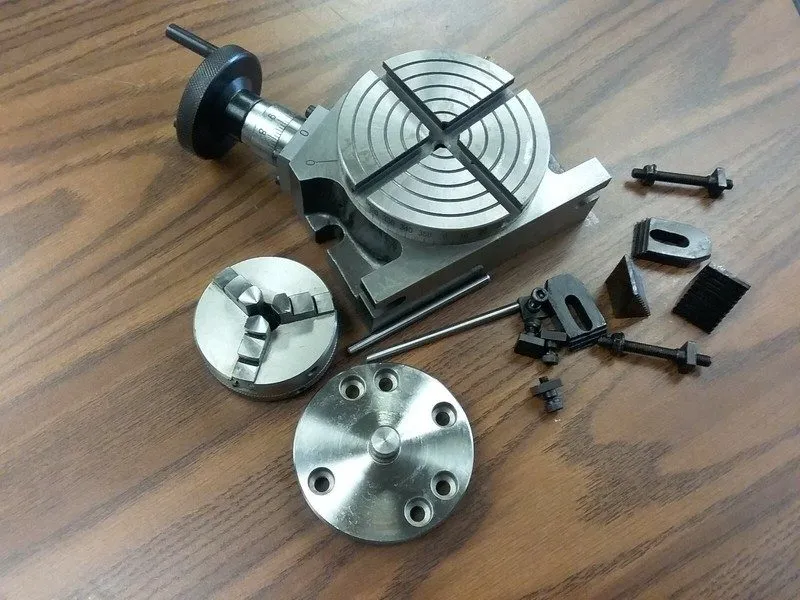 Поворотный стол 4" HORIZONTAL & VERTICAL ROTARY TABLE w. 3"/65mm 3-jaw centering — фото лота 2