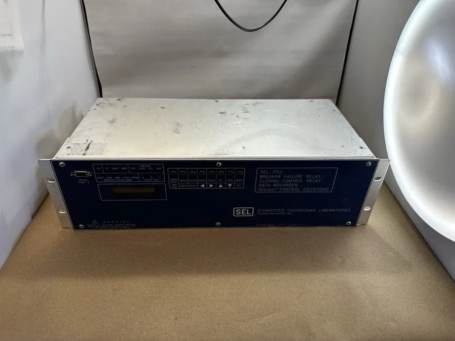 Реле защиты SEL SEL-352 035211425H2X4XX BREAKER FAILURE RELAY (REPAIRED) UNMP