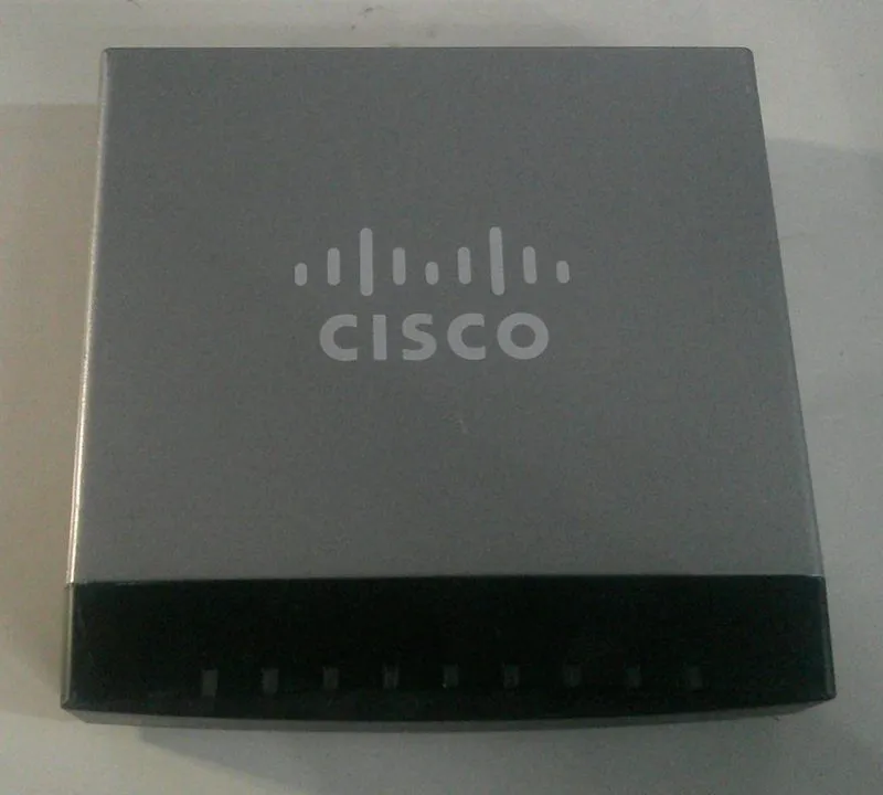 Коммутатор Cisco SG200-08P 8-port Gigabit PoE Smart Switch (SLM2008PT)
