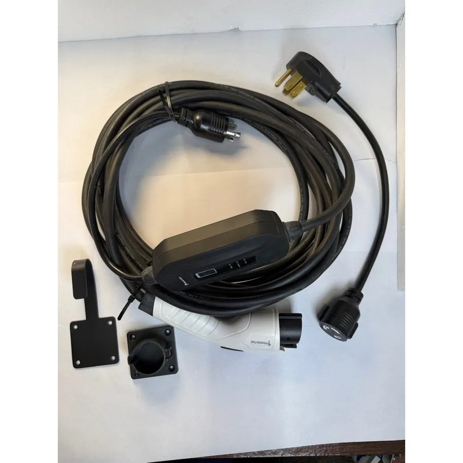 Аккумулятор Primecom Tech EV Charger Level 2 16A Black Good SAE J1772 110V-240V  — фото лота 1