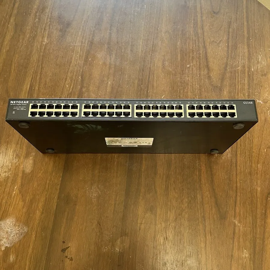 Коммутатор NETGEAR GS348 48-Port Gigabit Ethernet Unmanaged Rackmount Switch — фото лота 1