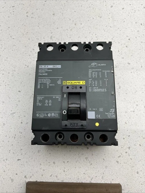 Автоматический выключатель Square D FAL34030 480 V AC 250 V DC 30 A 3 P Circuit