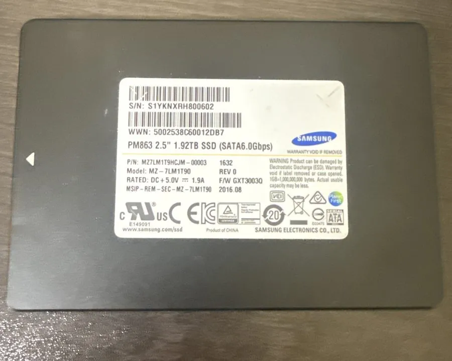 SSD-накопитель MZ-7LM1T90 Samsung PM863 1.92TB SATA 6Gbps 2.5'' MZ7LM1T9HCJM-000