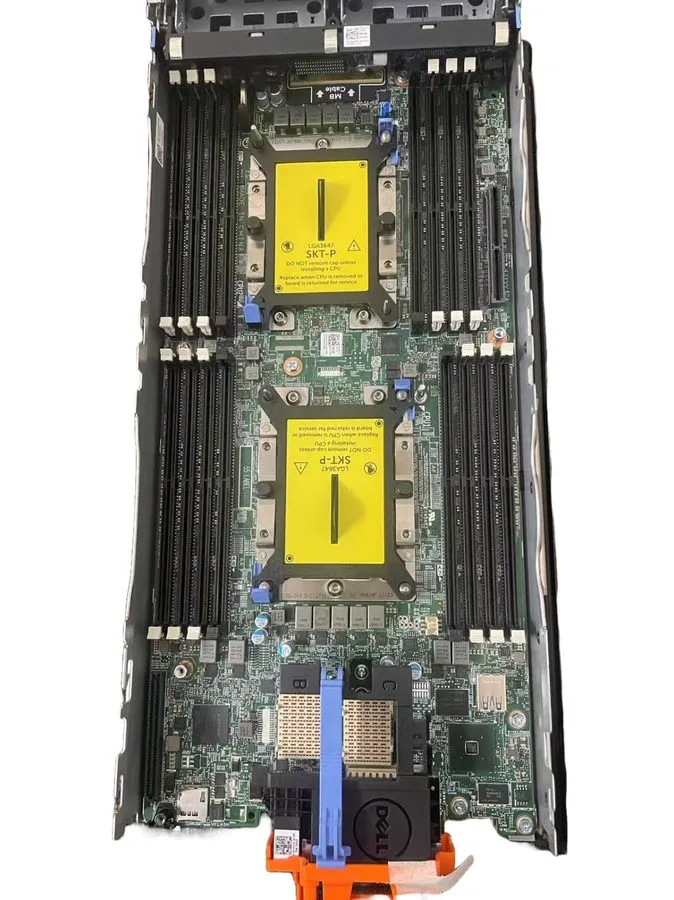 Сервер Dell PowerEdge M640 Barebone Server Blade No Hard Drive Trays 0D4WRJ CTHW