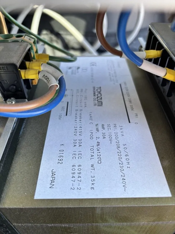 Блок розеток PDU Toyozumi 3kVA Isolation Transformer UEE0300-016015-10S Power Co — фото лота 4