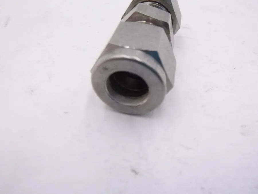 Фитинг 1 Swagelok Stainless Steel Union Fitting, 3/8" OD Tube, SS-600-6