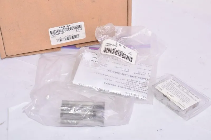 Клапан Swagelok Grafoil Flange Seal and Bolt Kit для 3- and 5-Valve Manifolds SS