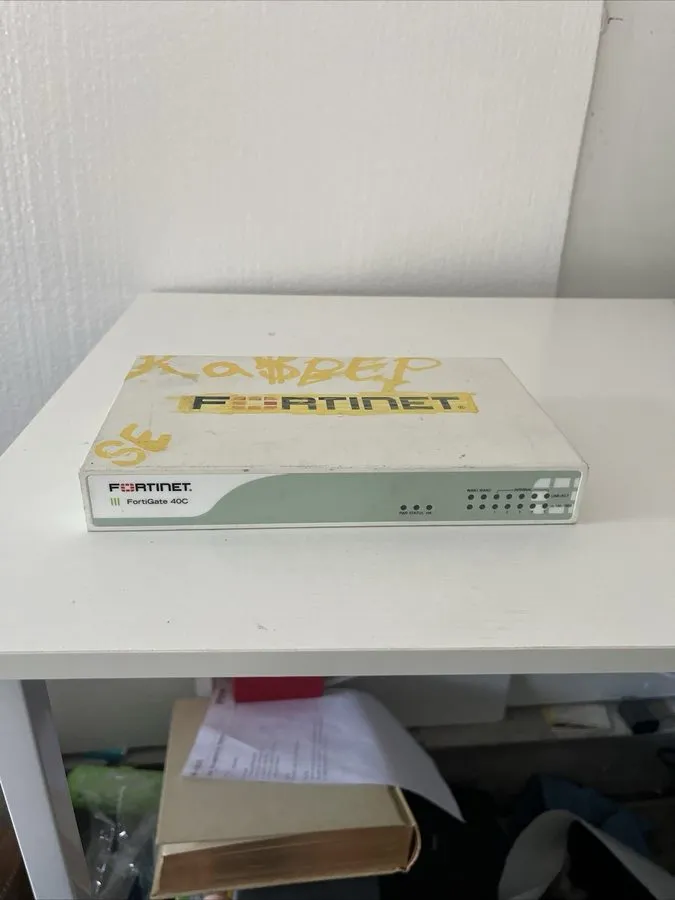 Межсетевой экран FORTINET FORTIGATE 40C Firewall Security Appliance (FG-40C). g1 — фото лота 1