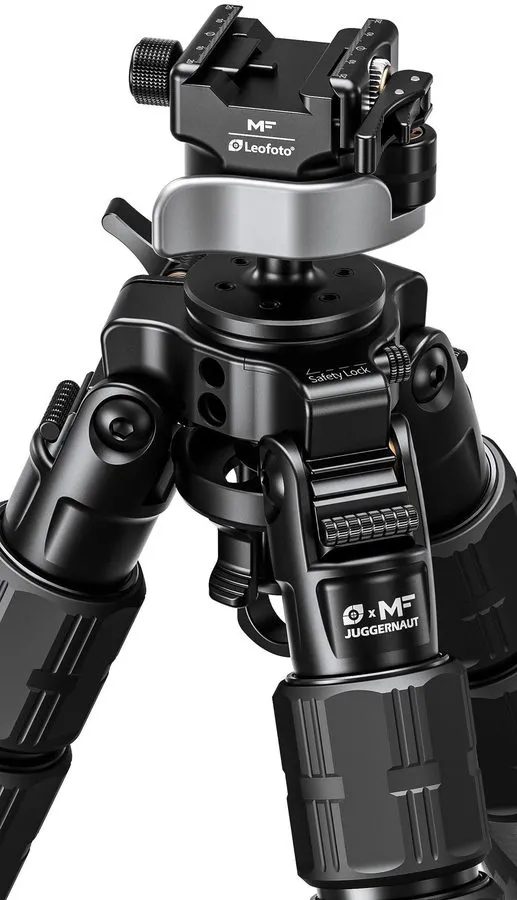 Оборудование видеонаблюдения Leofoto Juggernaut S3 Carbon Fiber Tripod (Juggerna — фото лота 1