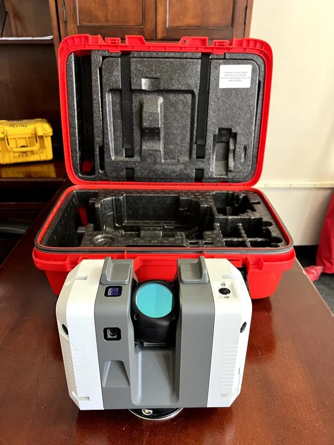 Геодезический прибор Leica RTC360