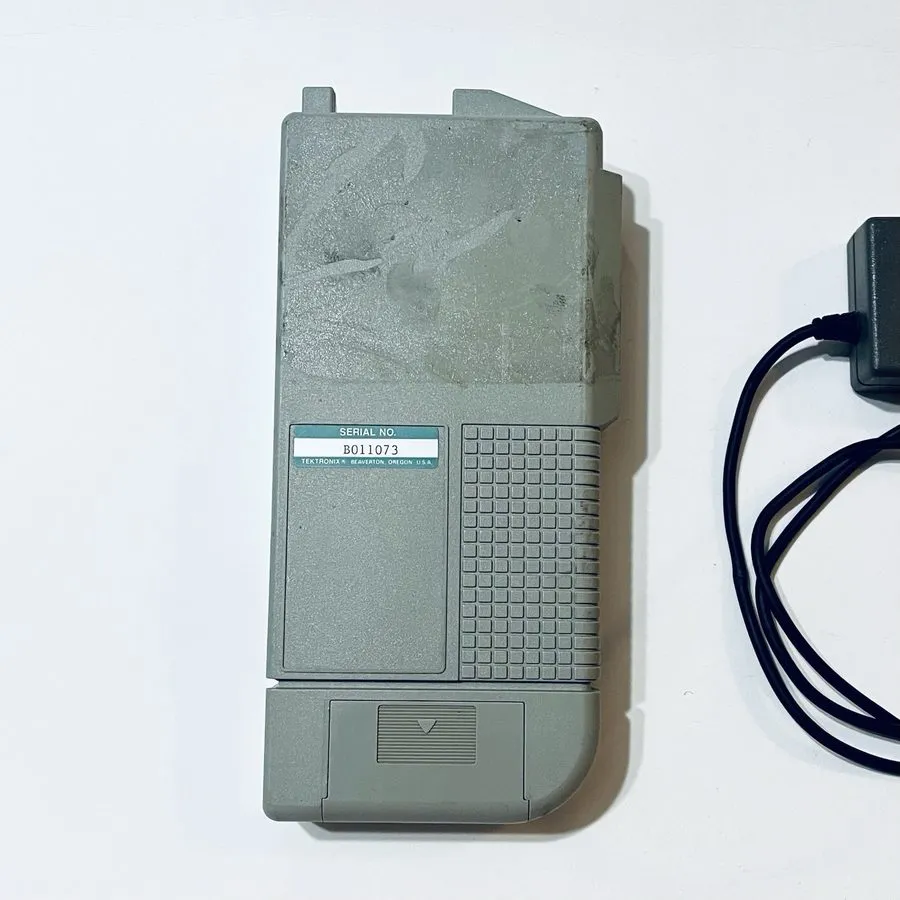 Газоанализатор Tektronix LumaColor J17 Photometer/Radiometer/Colorimeter & J1803