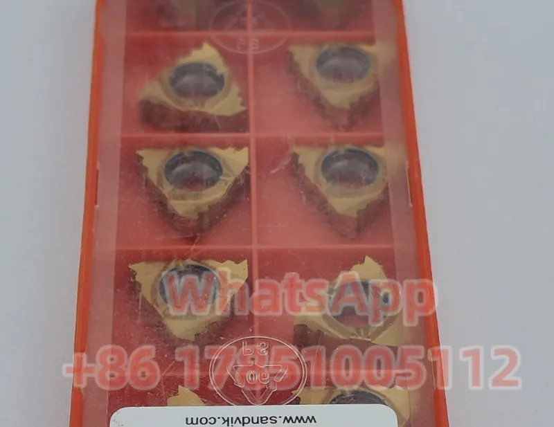 Режущий инструмент Sandvik / 266RL-16MM01F175E 1135 / carbide turning insert
