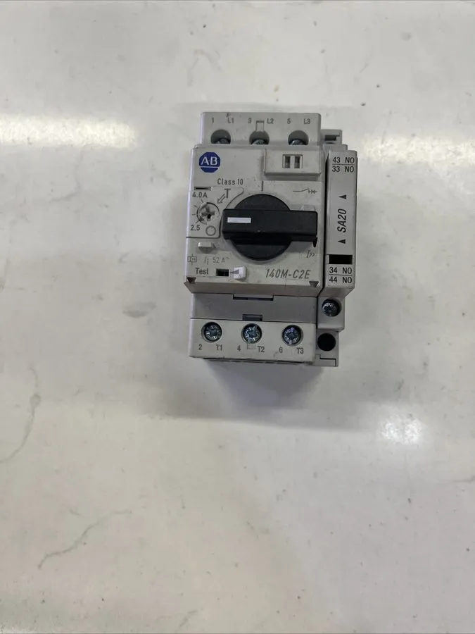 Автоматический выключатель Allen Bradley 140M-C2E-B40 Motor Protection Circuit B