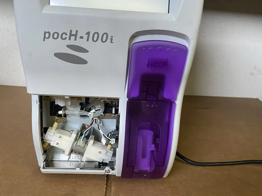Анализатор Sysmex Poch-100i Hematology Analyzer Fade screen — фото лота 1