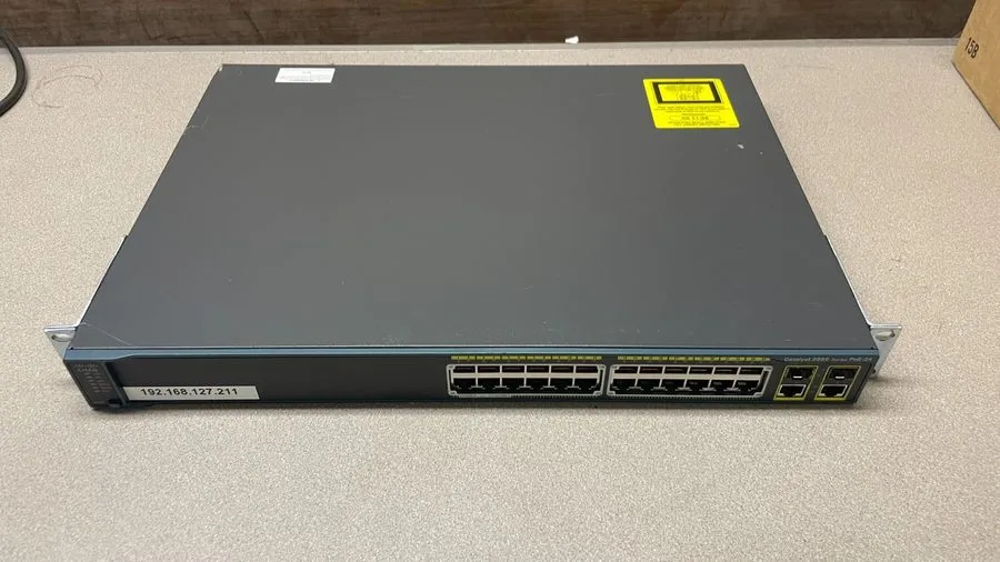Коммутатор Cisco Catalyst 2960 Series PoE-24