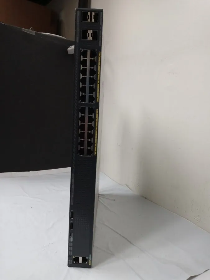 Коммутатор Cisco WS-C2960X-24PS-L 24-Port Gigabit PoE+ 370W Managed Switch