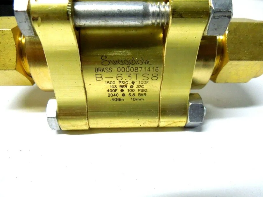 Клапан Swagelok B-63TS8 Brass 3-Piece 60 Series Ball Valve FNSP — фото лота 1