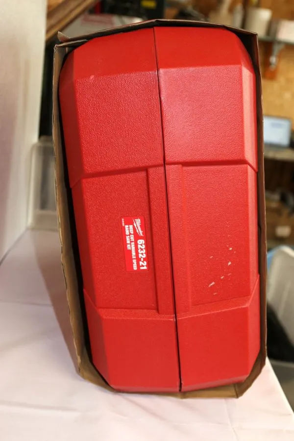 Оборудование ЧПУ Milwaukee 6232-21 120V AC Deep Cut Band Saw Sealed Fast