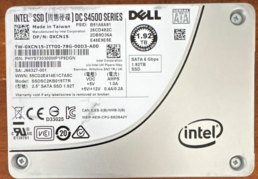 SSD-накопитель XCN15 Dell Intel DC S4500 1.92TB SATA 6Gbps 2.5" SSD SSDSC2KB019T — фото лота 1