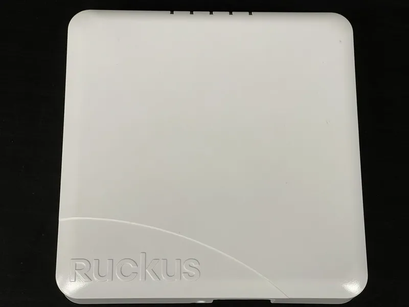 Точка доступа Wi-Fi Ruckus ZoneFlex R500 901R500US00 Wireless Access Point White