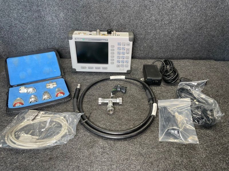 Анализатор спектра S332D Anritsu Spectrum Analyzer Cable and antenna analyzer//l