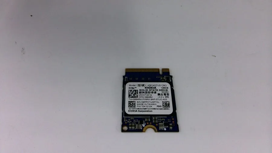 SSD-накопитель KIOXIA Toshiba BG4 128GB M.2 2230 PCIe Gen3 x4 NVMe SSD KBG40ZNS1 — фото лота 1