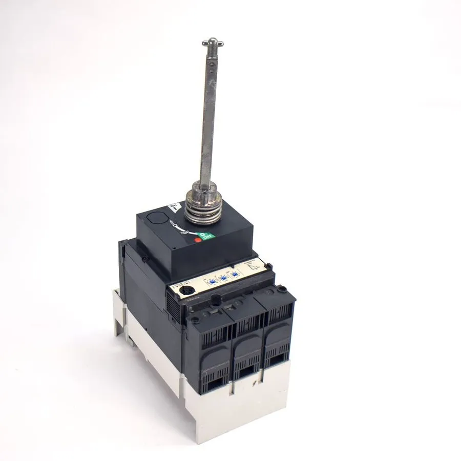 Автоматический выключатель SCHNEIDER ELECTRIC NSX100-160-250 40 A, 3 Pole, 800V