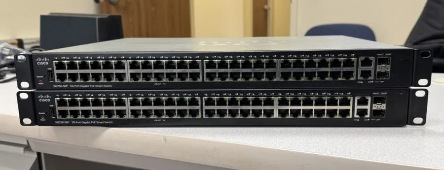 Коммутатор Cisco SG200-50FP 50-Port Gigabit PoE Smart Switch