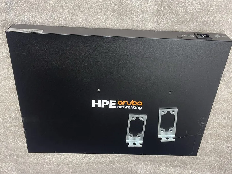 Коммутатор HPE Aruba CX 6100 48G Class 4 PoE 4SFP+ 740W Switch (R9Y04A) — фото лота 1