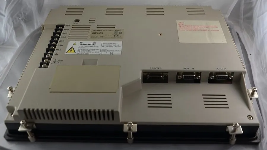 Панель оператора NT631C-ST151B-EV2 OMRON HMI Touch Panel