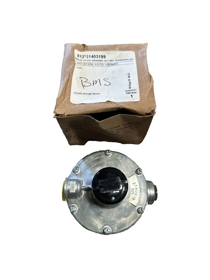 Трубопроводная арматура Fisher 912N-1070-160946 Internal Relief Pressure Regulat