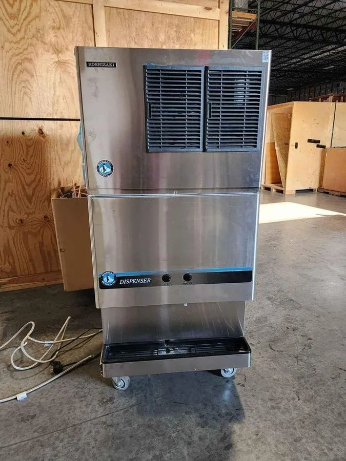 Льдогенератор Hoshizaki DM200B Commercial Ice Maker and Water Dispenser and Stor — фото лота 1